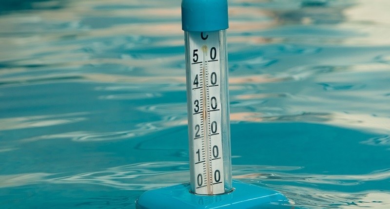 piscina termometro socorristas